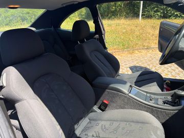 Mercedes CLK 200 - 12