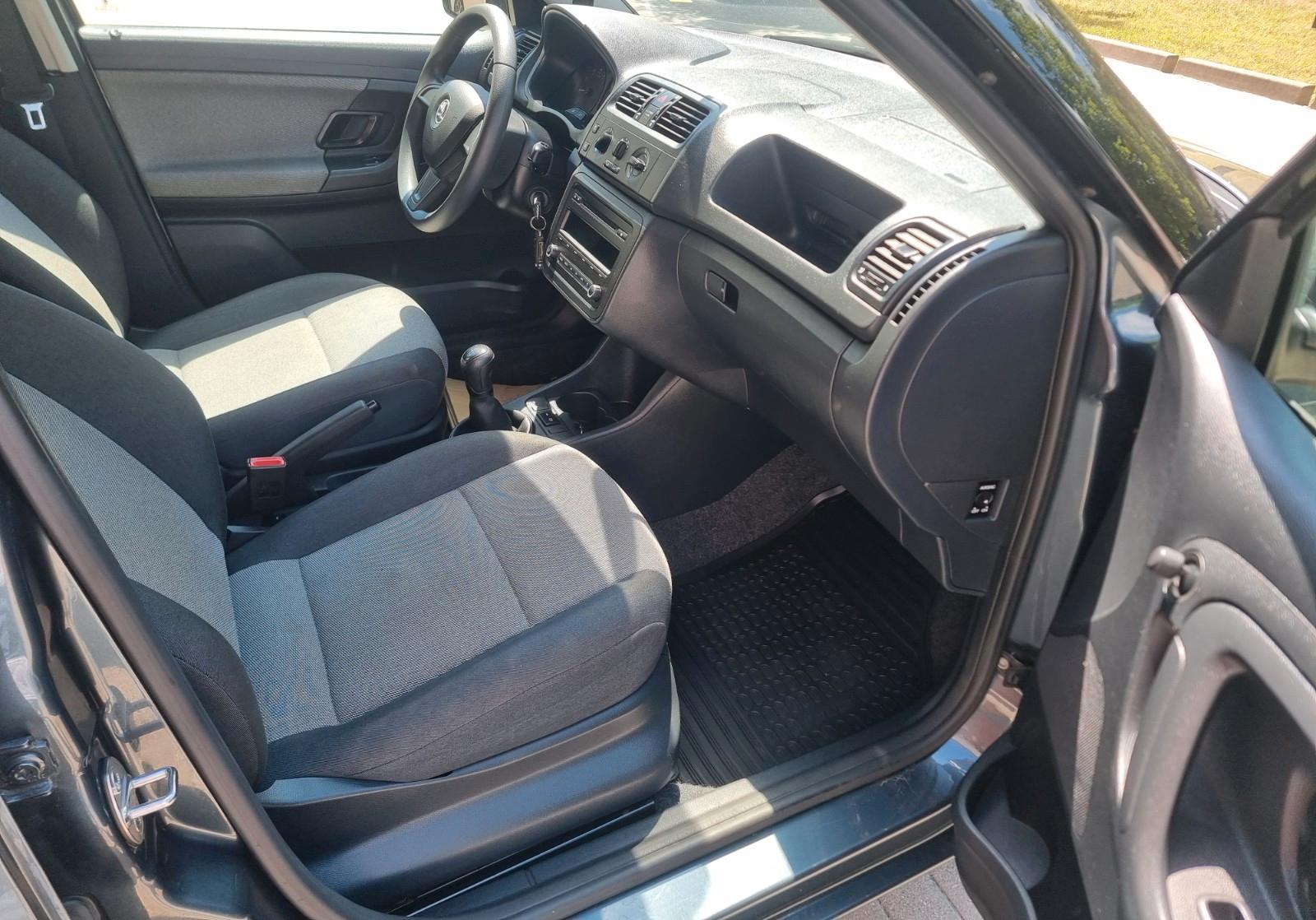 Skoda Fabia 2014 — photo 10