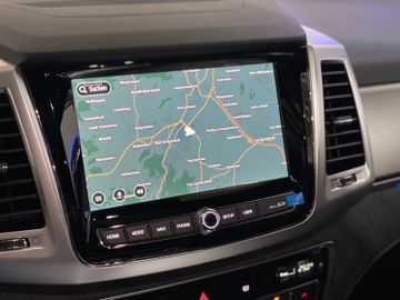 Fahrzeugabbildung Ssangyong REXTON Sapphire Eleg Allrad Automatik8Gang