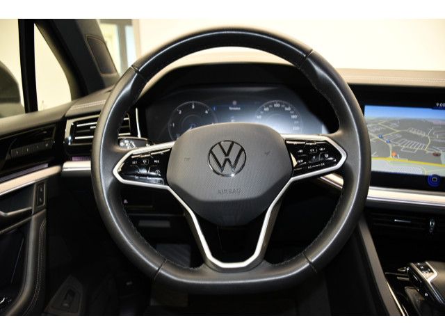 Volkswagen Touareg 3.0 TDI tiptronic Elegance Matrix ACC foto 5