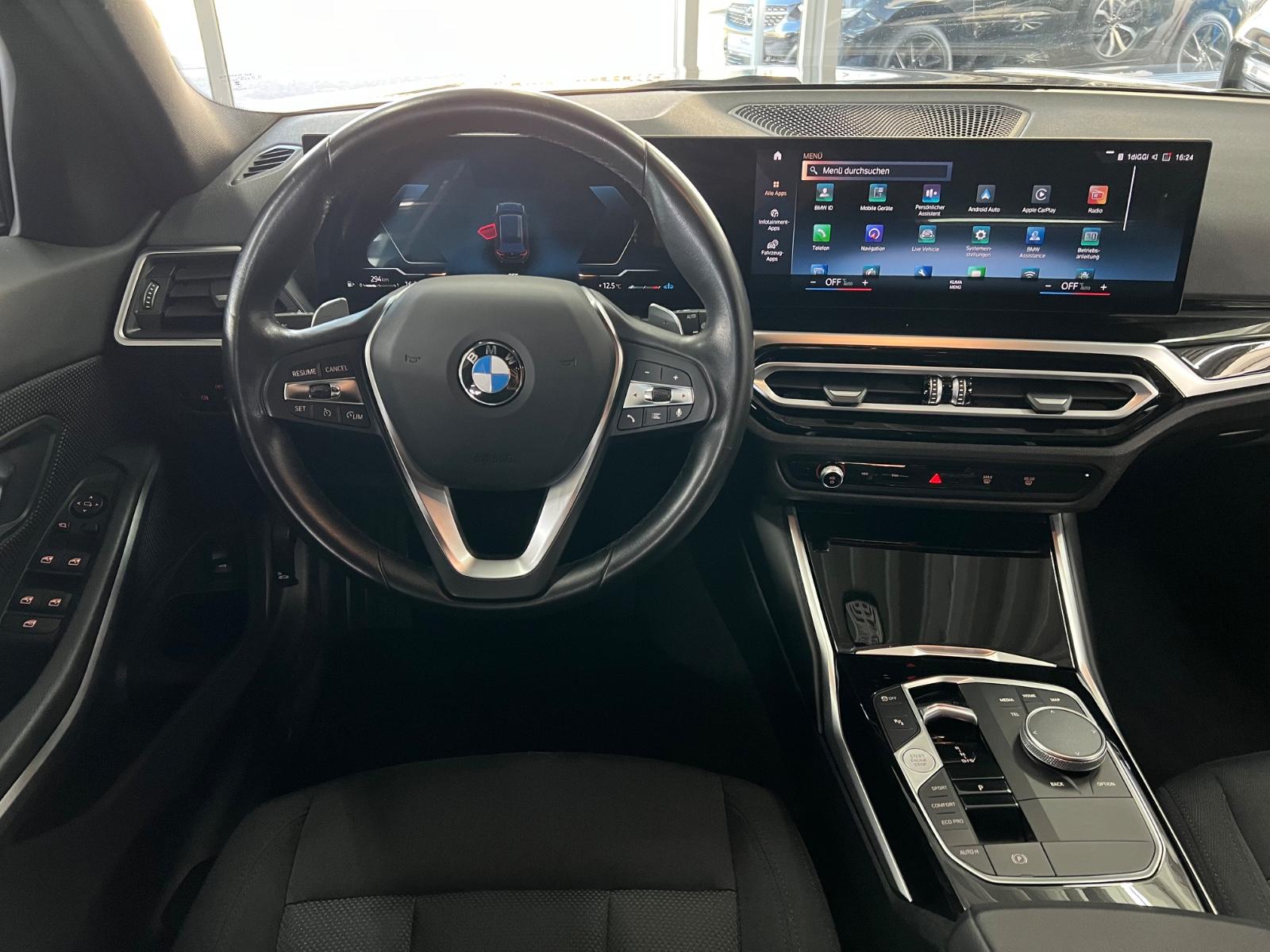BMW 318d Touring Himmel Anthrazit+Driving Assist