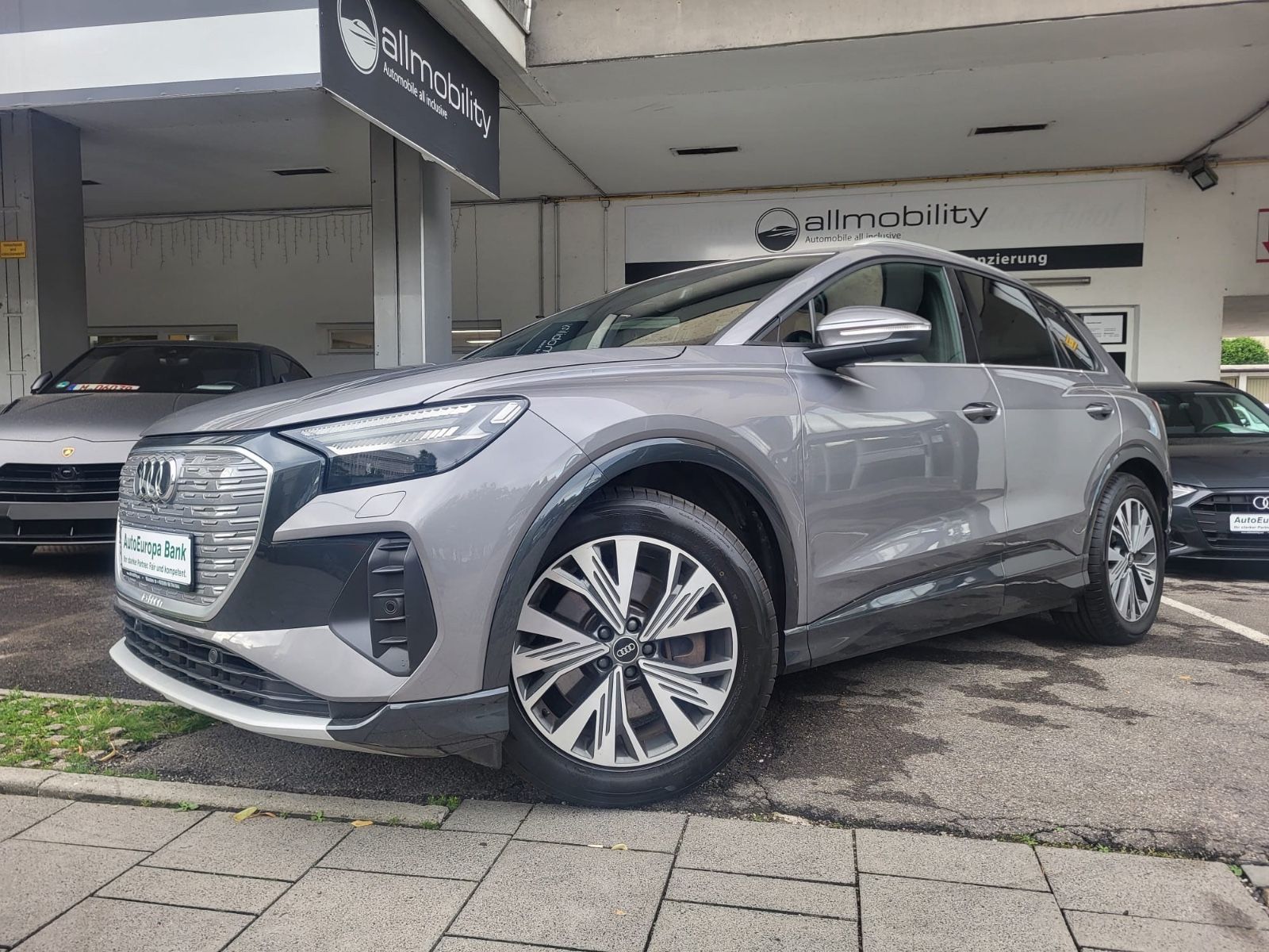 Audi Q4 e-tron 40 S Line Matrix LED Navi Keyless AHK