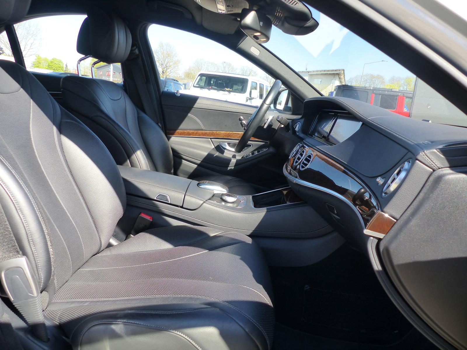 MERCEDES-BENZ S 500 BERLINE V8 4.7 455ch 4MATIC BVA Sièges massants chauffants cuir Volant chauffant Caméra 360 Historique présent