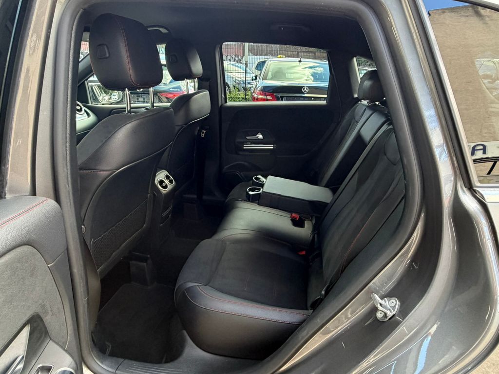 Mercedes-Benz B 180 d*AMG Line*Widescreen*LED*Top