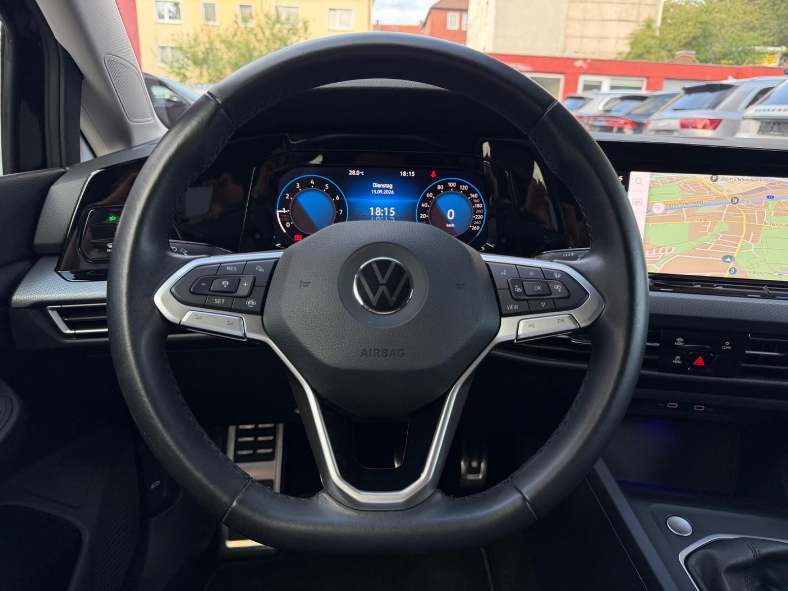Volkswagen Golf VIII Lim. Active, миниатюра 13