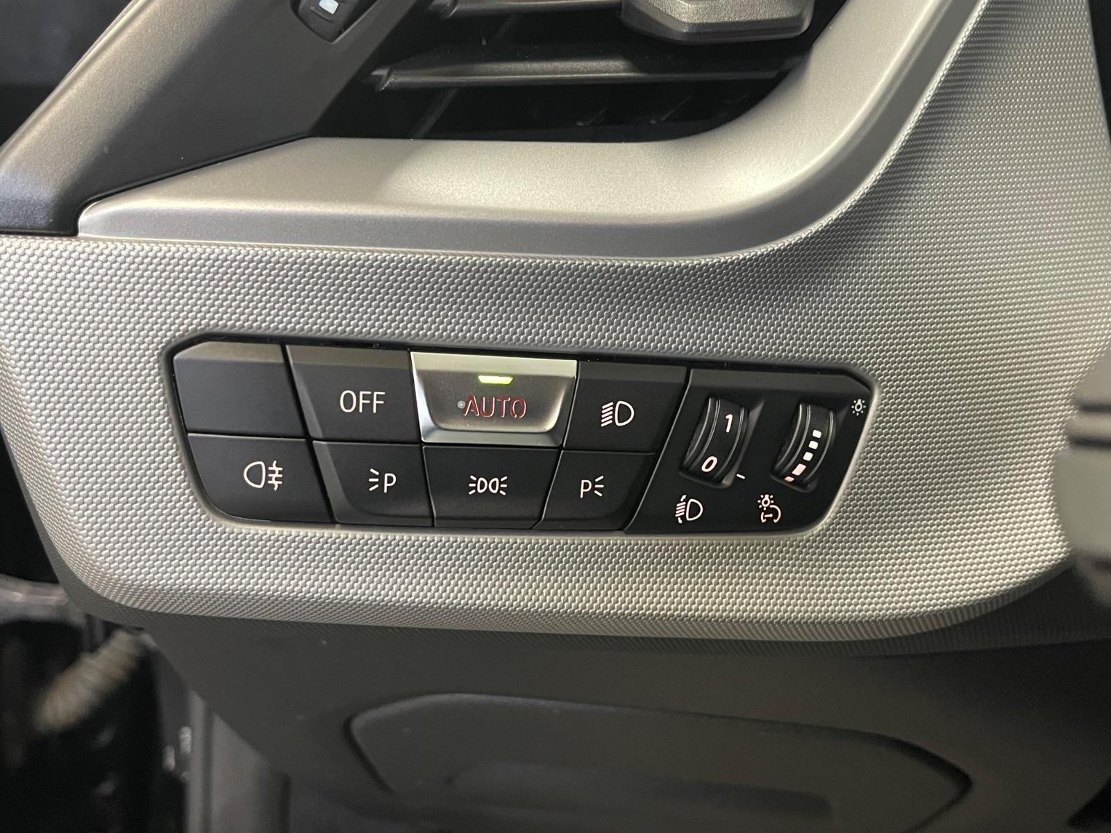 BMW 216d Gran Coupe *LED*NAVI*Live Cockpit*SHZ*PDC*A