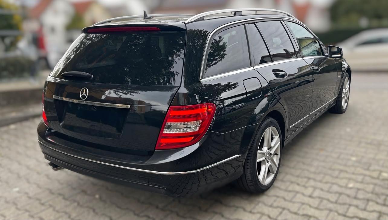Mercedes-Benz C220 2011 — engine 2.143 cm³, 170 HP (125kW)