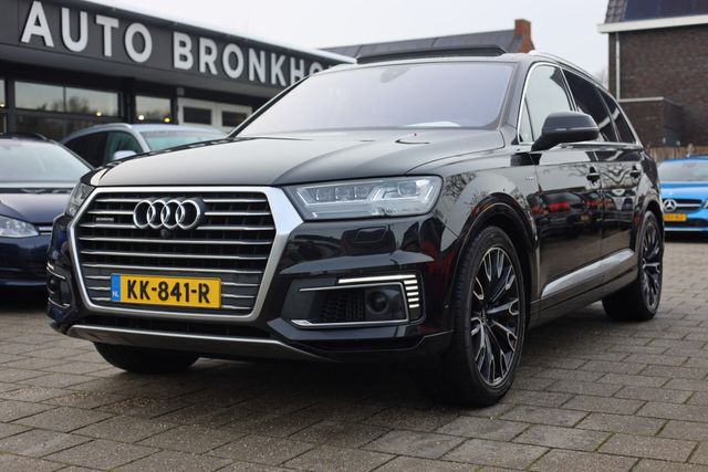 Audi Q7 3.0 TDI E-TRON QUATTRO S-LINE | PANO | LEDER