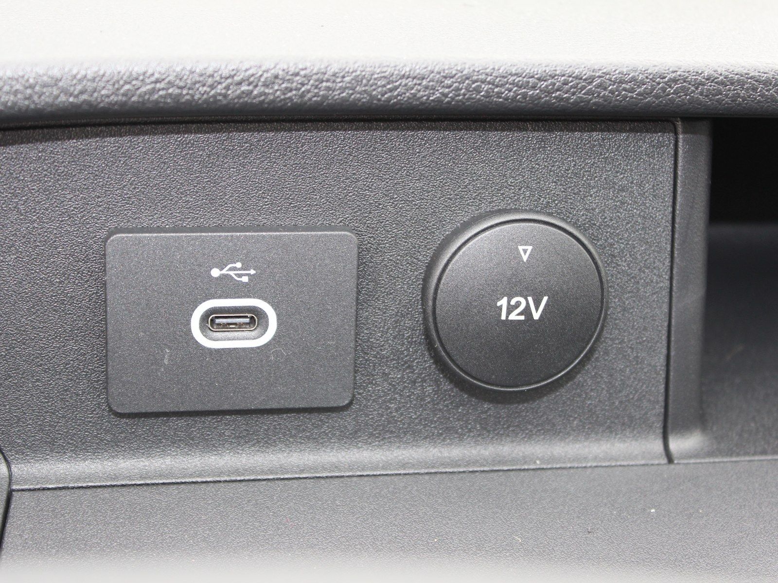 Fahrzeugabbildung Ford Transit 350 L2 Trend Kühlfahrzeug