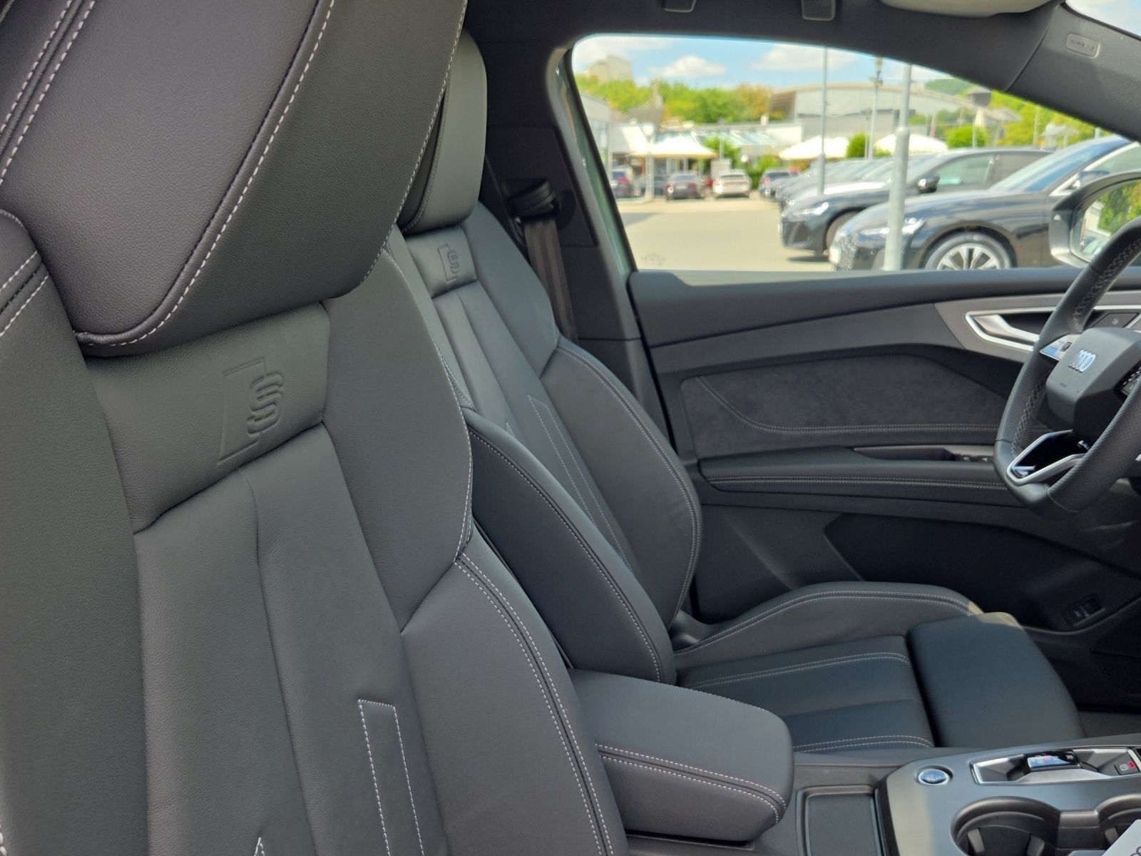 Audi Q4 e-tron - Bild 18