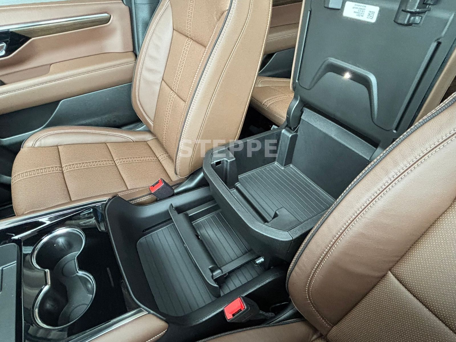 Chevrolet MY26 Suburban 6,2 High Country AHK  24" Luftfed.