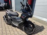 Aprilia 125 SR GT