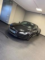 Audi R8 4.2 V8 FSI quattro R tronic - Audi R8 mit Halbautomatikschaltung