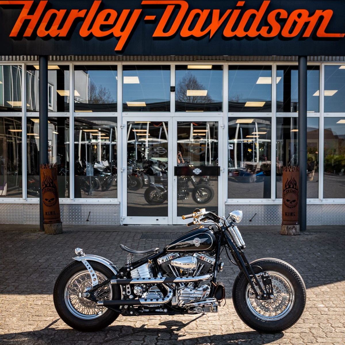 Fahrzeugabbildung Harley-Davidson Heritage Springer FLSTC 1989 Oldschool Custom