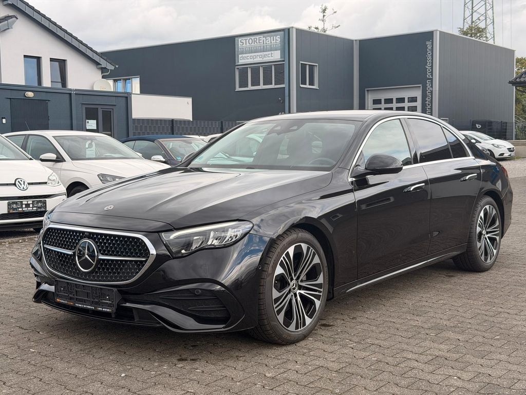 Image of Mercedes-Benz E 200