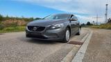 Volvo V40 D2 Scheckheft Volvo Service neu Alu - gebrauchte Volvo V40 aus dem Jahr 2013