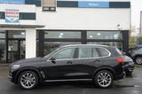 BMW X5 xDrive 30d xLine*ACC*PANO*LEDER*HUD*20Z*KAM* - BMW X5 mit Diesel-Antrieb: Schwarz, mit Apple Carplay