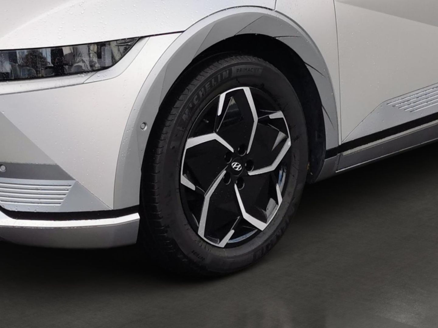 Fahrzeugabbildung Hyundai IONIQ 5 Uniq Elektro HUD Navi Digitales Cockpit