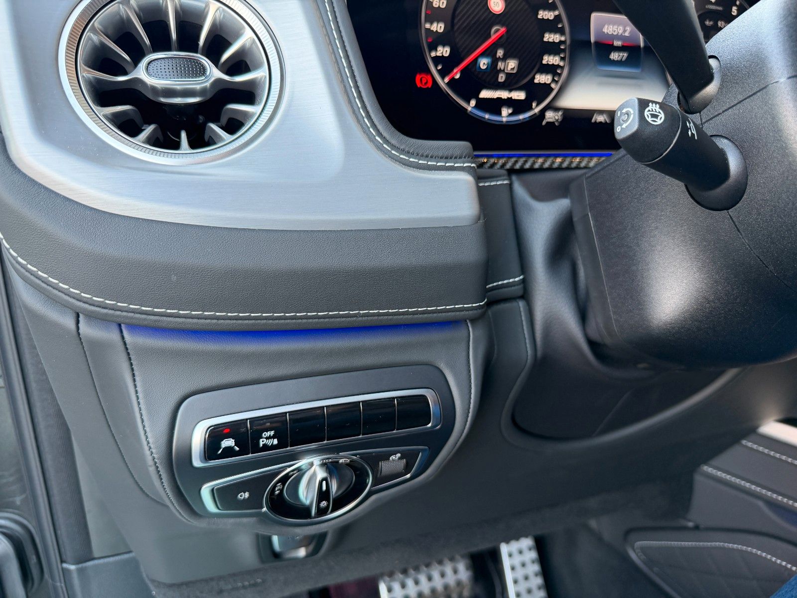 Fahrzeugabbildung Mercedes-Benz G 63 AMG Manufaktur+Drivers+TV+StdH+BURM3D+VOLL