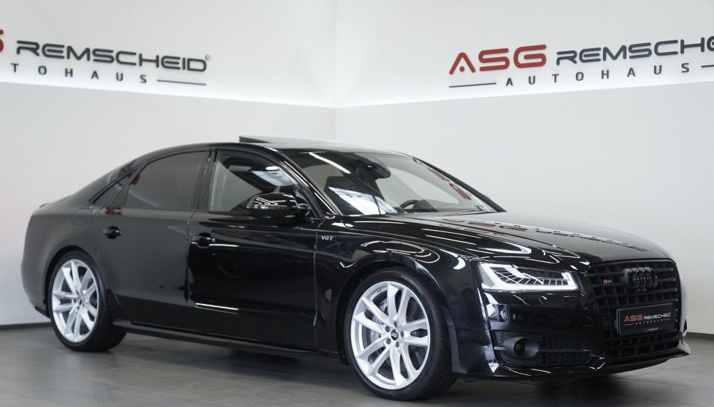 Audi S8