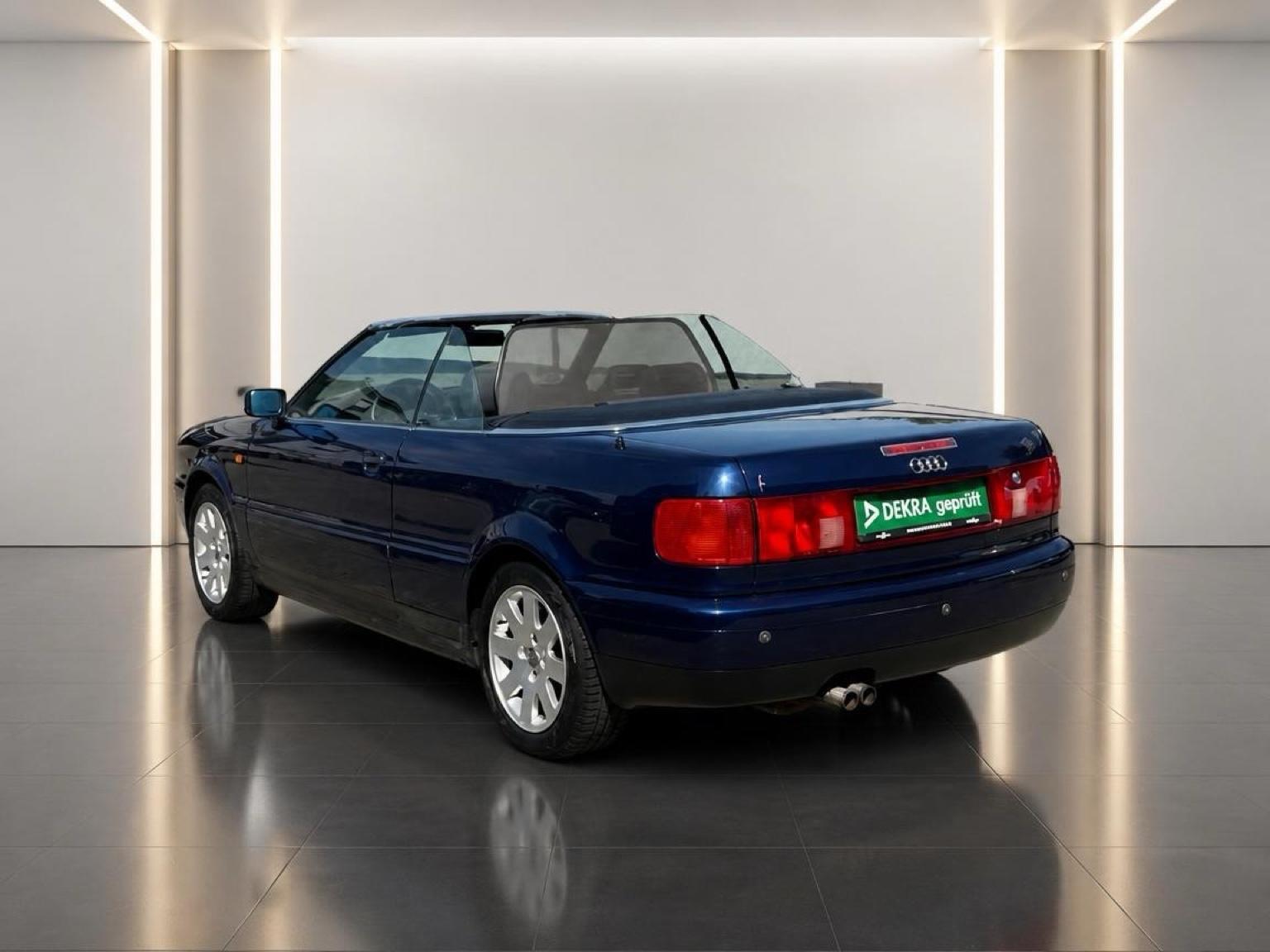 Audi 80 2,6 Cabrio/1.Hand/LEDER/XENON/SHZ/KLIMa