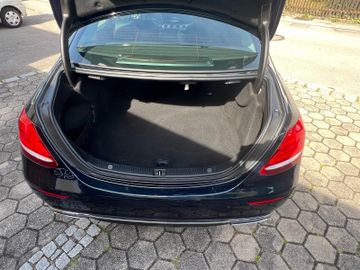 Mercedes E 200 - 10