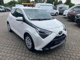 Toyota AYGO x-play 1.0 Kamera-Navi-1 Hand - Toyota Aygo (X)