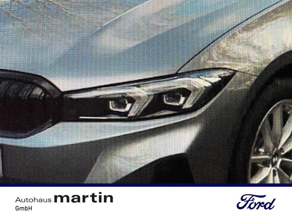 Fahrzeugabbildung BMW 318 d SHADOW KEYLESS MEMORY PDC SHZ NAVI AHK LED