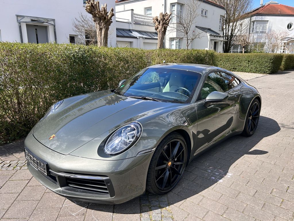Porsche 992