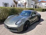 Porsche 992 Carrera 4S Coupé  - Porsche 992: Grün