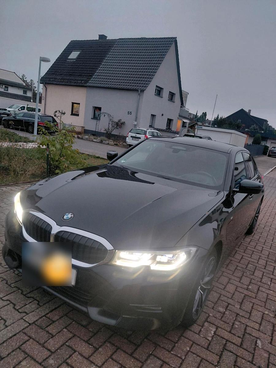 BMW 330