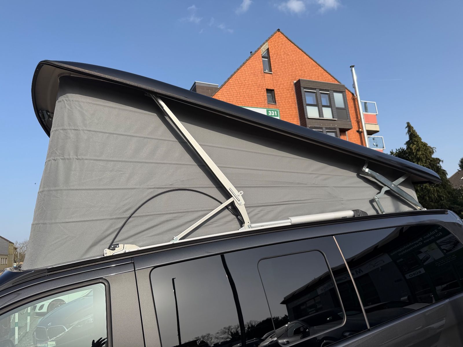 Fahrzeugabbildung Mercedes-Benz V 300 MARCO POLO AMG ABSOLUT VOLL NIVELLIERUNG