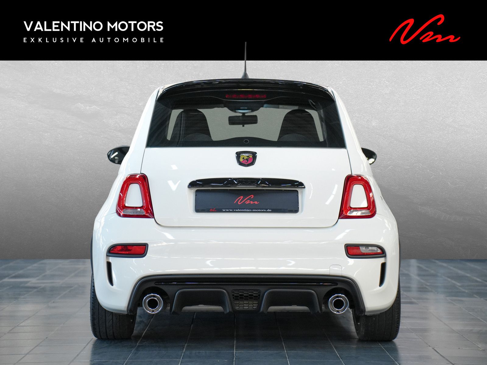 Fahrzeugabbildung Abarth 500 / 595 - UConnect|DesignSet|MirrorLink|17Zoll