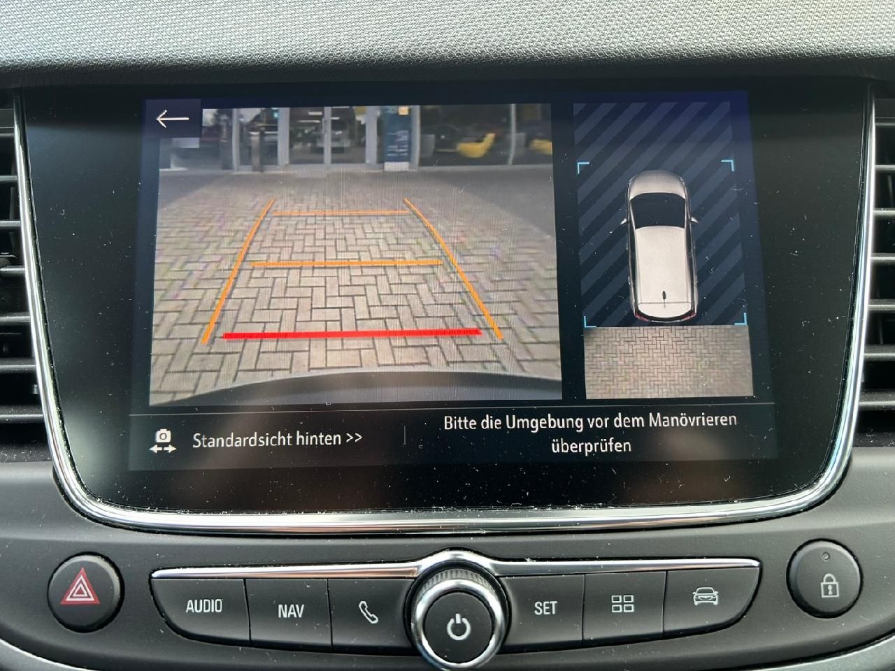 Fahrzeugabbildung Opel Crossland Elegance, wenig Kilometer
