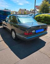 Mercedes-Benz W124 230E - Mercedes-Benz 230 in Frankfurt (Main)