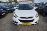 Hyundai ix35 Style 2WD *** ERSTE HAND, SUPER ZUSTAND *** - Hyundai ix35 mit Anhängerkupplung