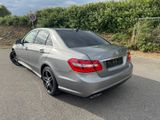 Mercedes-Benz E 500 4MATIC V8 AMG BlueEFFICIENCY - Mercedes-Benz E 500: 4matic