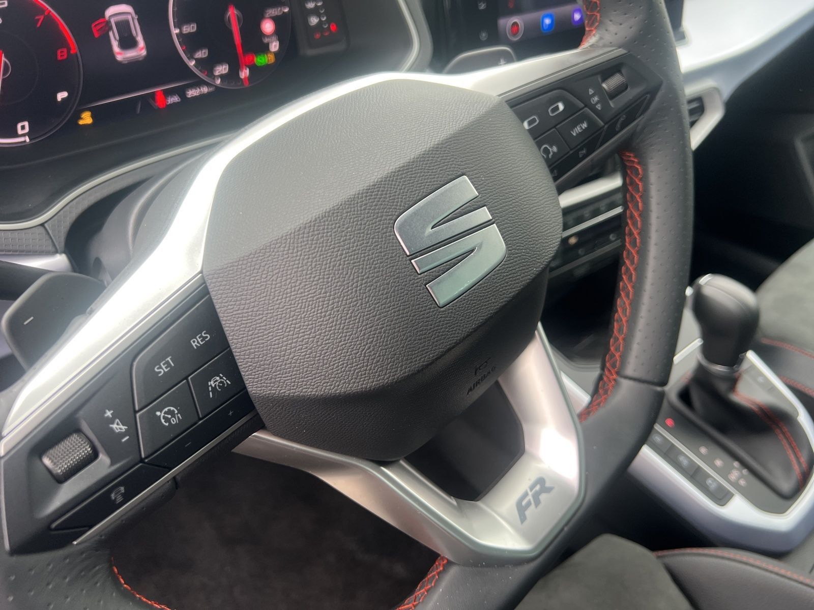 Seat Arona - Bild 10
