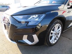 AUDI A3 Sportback 35 TDI advanced MMI Rfk virtual 17' AUDI A3 Sportback 35 TDI advanced MMI Rfk virtual 17'