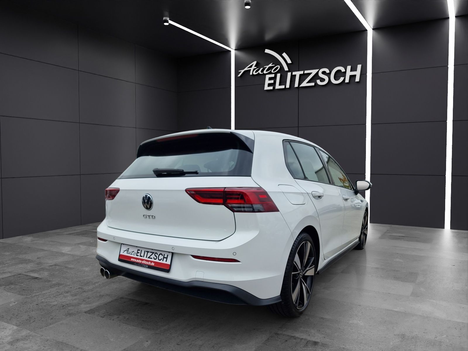 Fahrzeugabbildung Volkswagen Golf VIII GTD Business DSG LED+ ACC 18" SH PDC N
