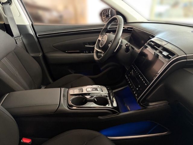 Fahrzeugabbildung Hyundai Tucson Trend Plug-In Hybrid 4WD Navi Digitales C