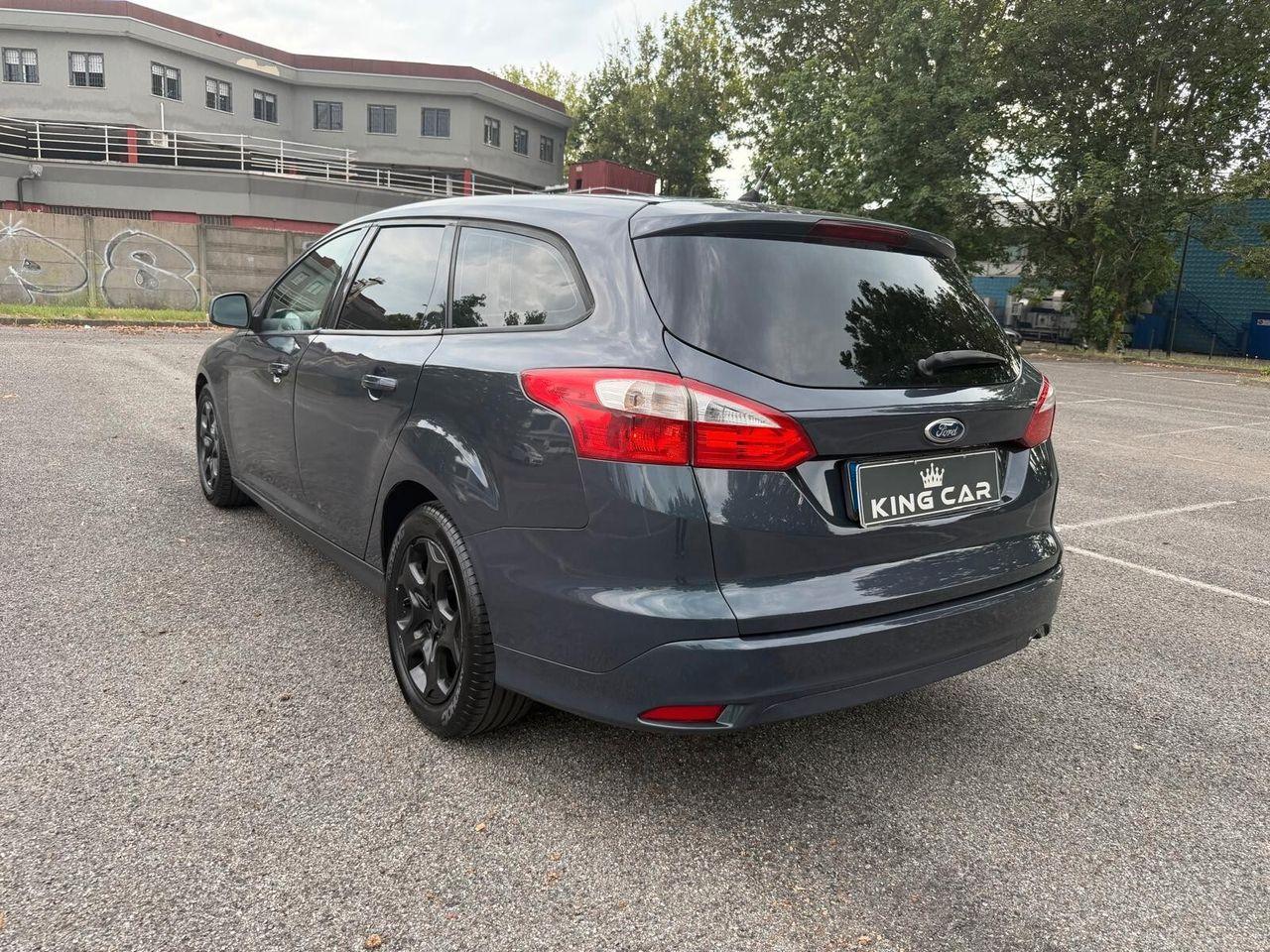 Ford Focus 2014 — photo 7