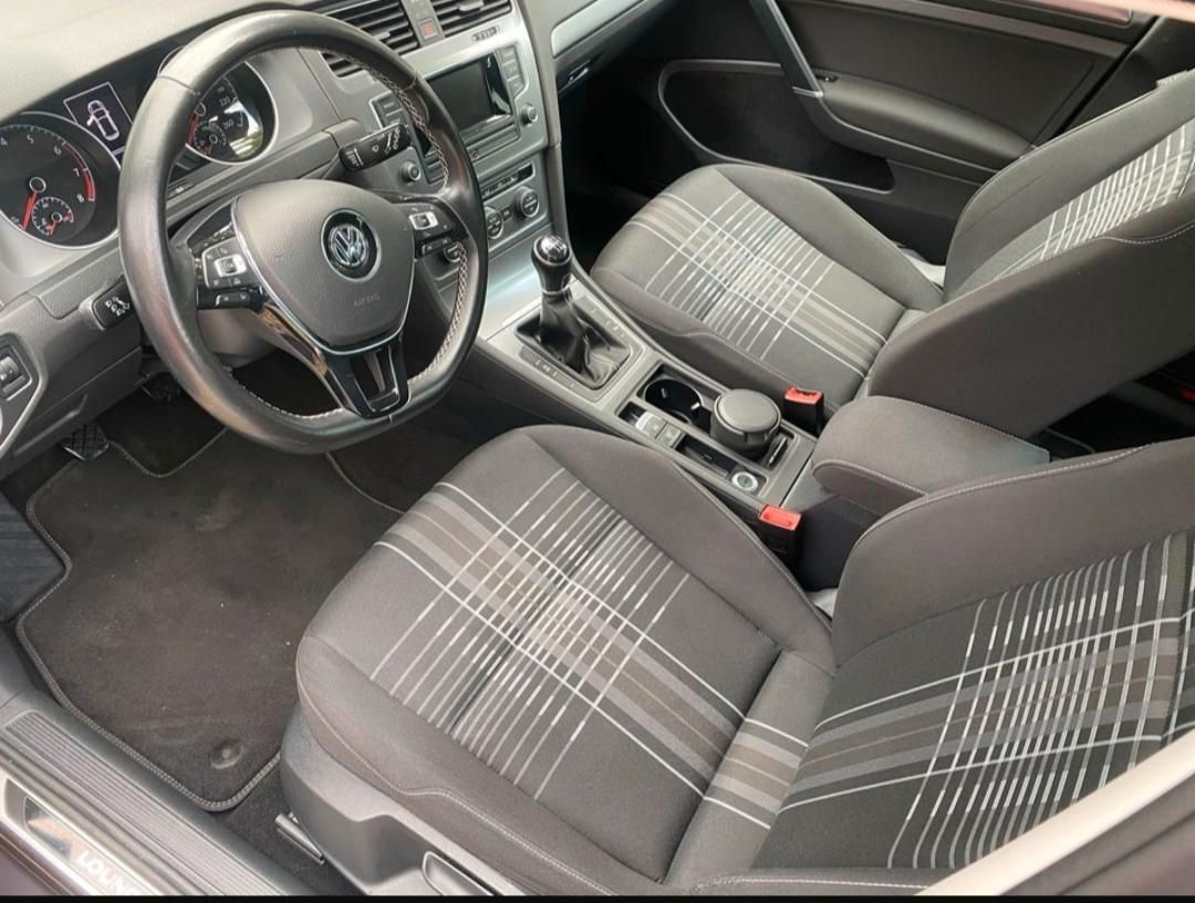 VW Golf