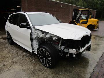 صورة 7 لـ 2023 BMW X5 M