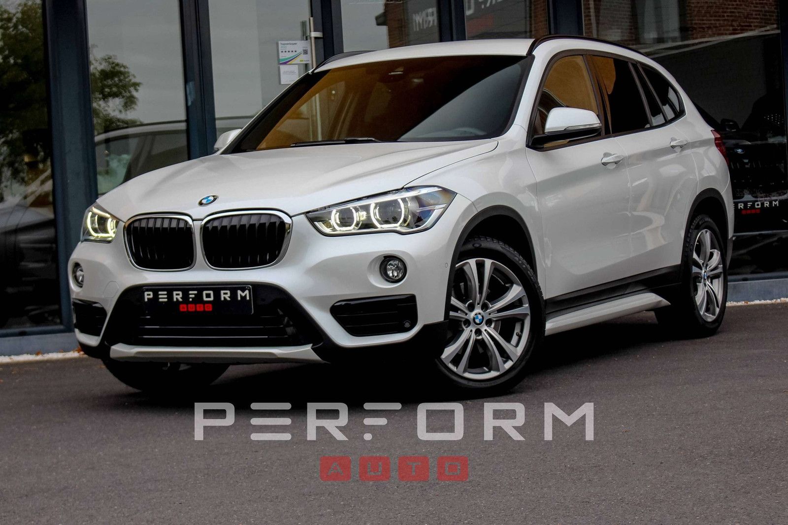 BMW X1 2.0d*4x4 xDRIVE*PARELMOER*TREKHAAK*CARPLAY*