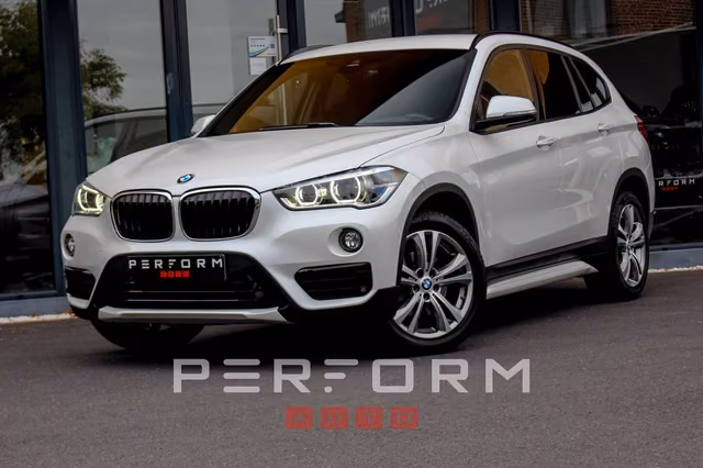 BMW X1 2.0d*4x4 xDRIVE*PARELMOER*TREKHAAK*CARPLAY*