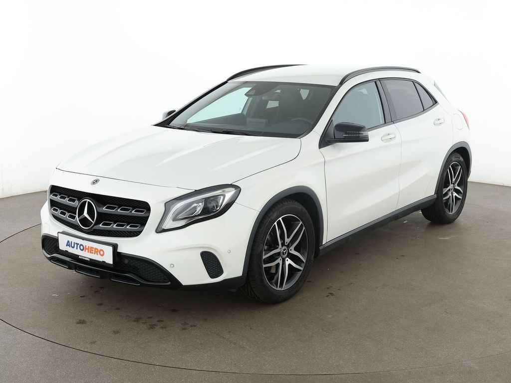 Image of Mercedes-Benz GLA 200
