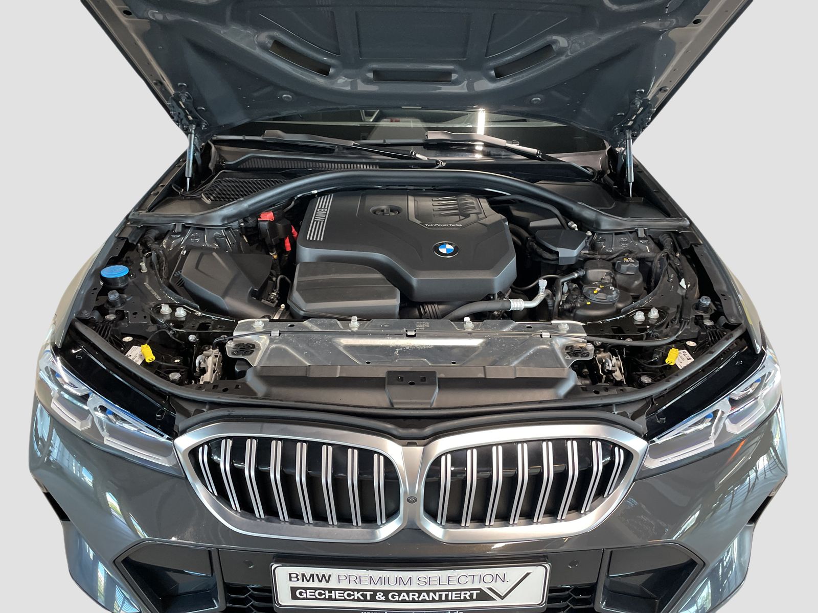 BMW 330 - Bild 15