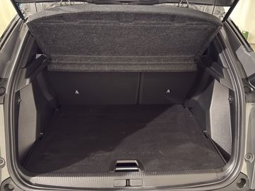 Peugeot 2008 - 8
