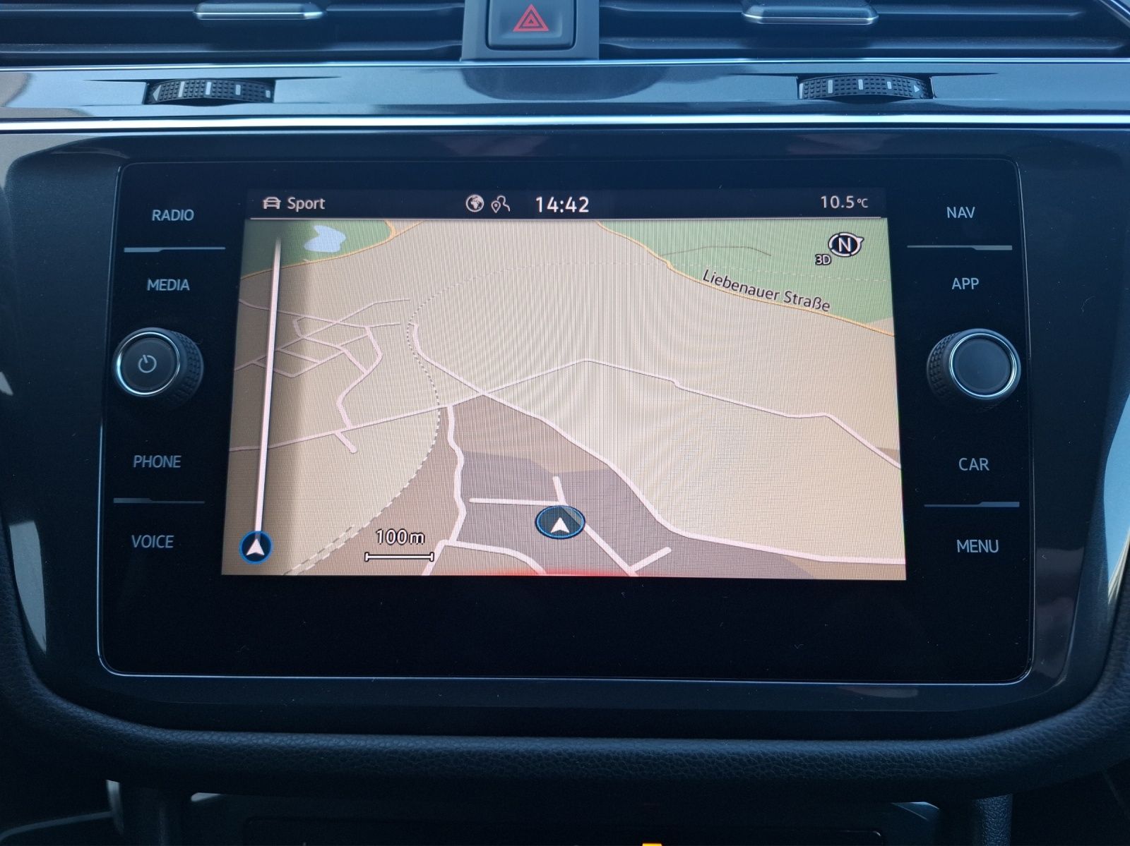 Fahrzeugabbildung Volkswagen Tiguan Allspace TDI R-Line DSG 4M Matrix AHK Nav